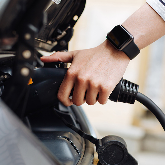 charging-electrical-car-discovery-bay-ca