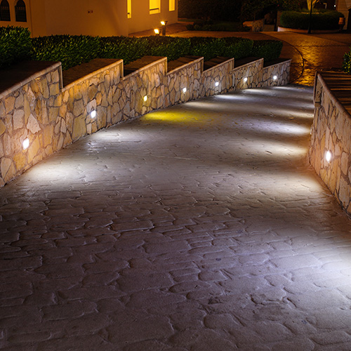 yard-drivepath-outdoor-lighting-discovery-bay-ca